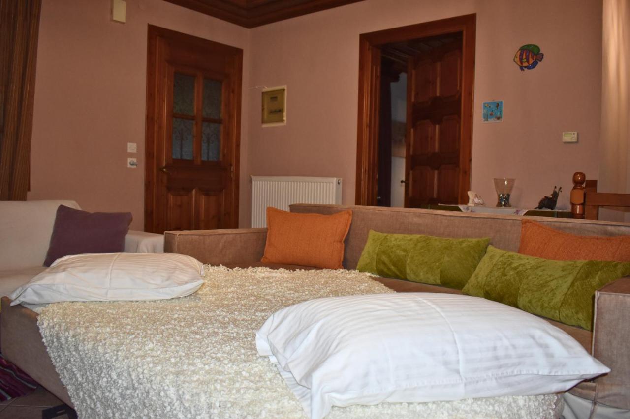 Lila'S Guest House Mikros Prinos Exterior photo